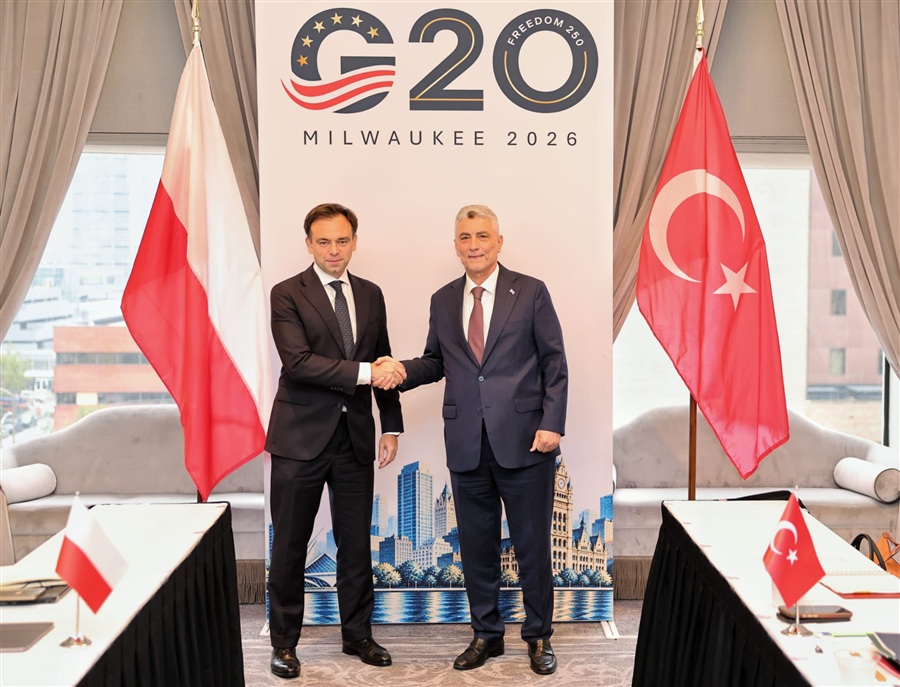 Ticaret Bakanı Ömer Bolat, G20 Zirvesi’nde Polonyalı Mevkidaşı Domański ile Kapsamlı Bir Görüşme Gerçekleştirdi 01.10.2026
