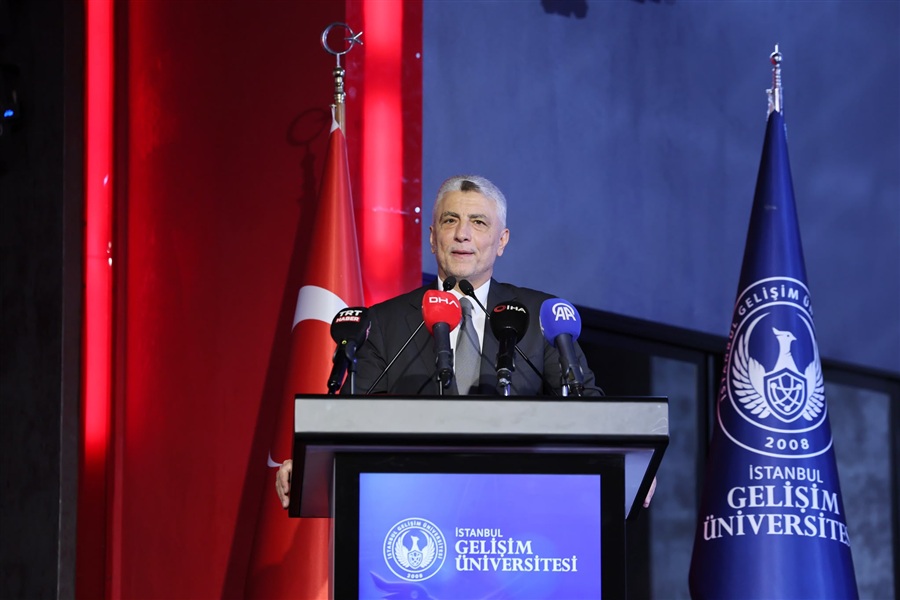 TİCARET BAKANI ÖMER BOLAT, İSTANBUL GELİŞİM ÜNİVERSİTESİ YENİ AKADEMİK YIL AÇILIŞINA KATILDI